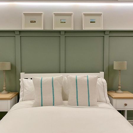 Victoria Bar Walls By Chateau Anna, Central York - Free Parking Esterno foto